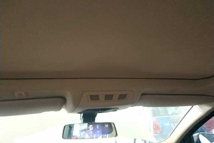 Used BMW 5 Series 2014 525Li Leading Model Headliner