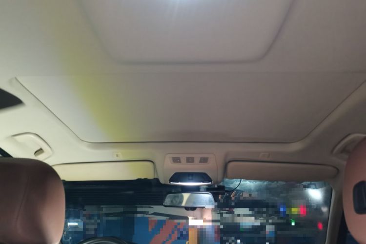 Used BMW 5 Series 2014 525Li Leading Model Headliner