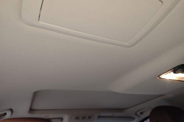Used BMW 5 Series 2014 520Li Elegant Model Headliner