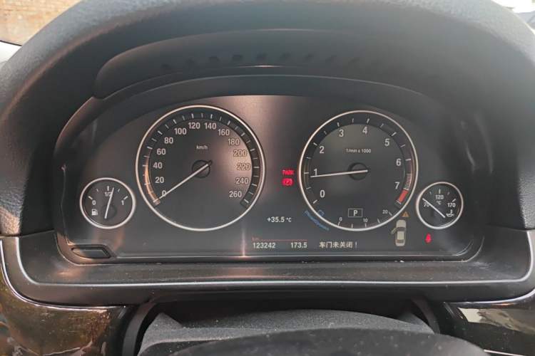 Used BMW 5 Series 2014 525Li Leading Model Instrument Cluster