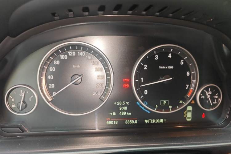 Used BMW 5 Series 2014 535i Design Package Model Instrument Cluster