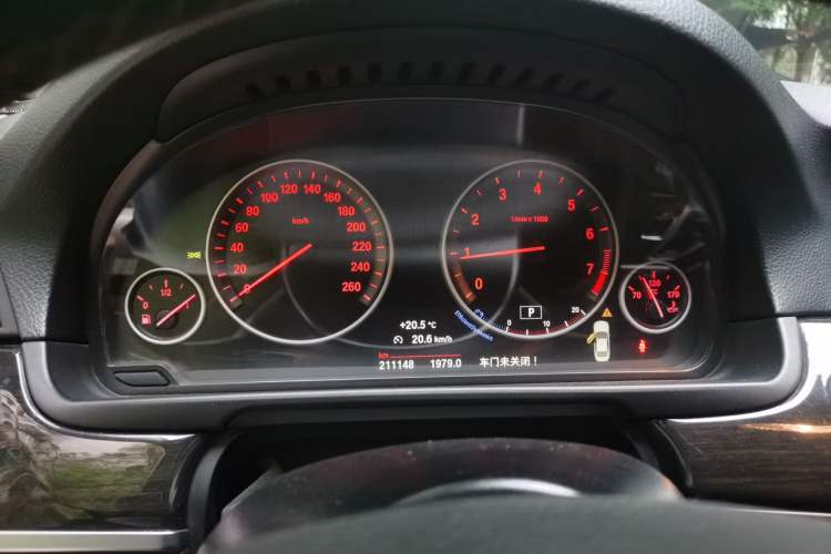 Used BMW 5 Series 2014 525Li Luxury Design Package Instrument Cluster
