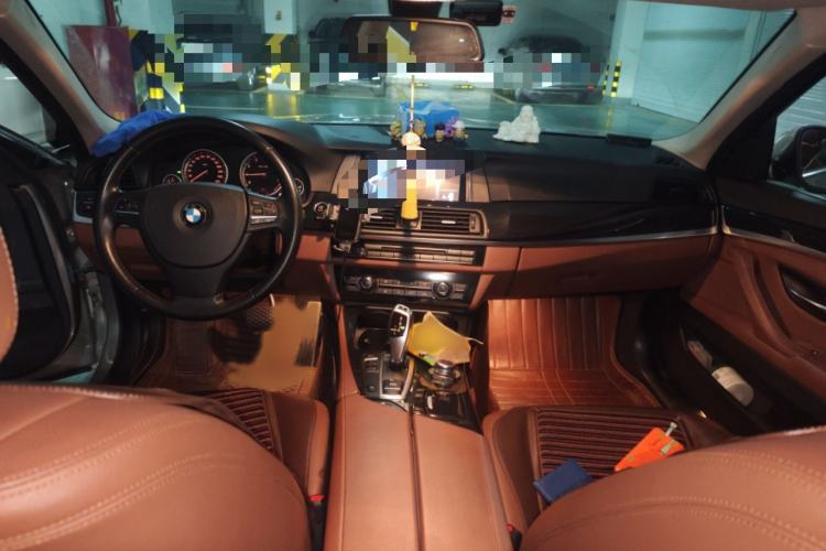 Used BMW 5 Series 2014 520Li Elegant Model Interior 2