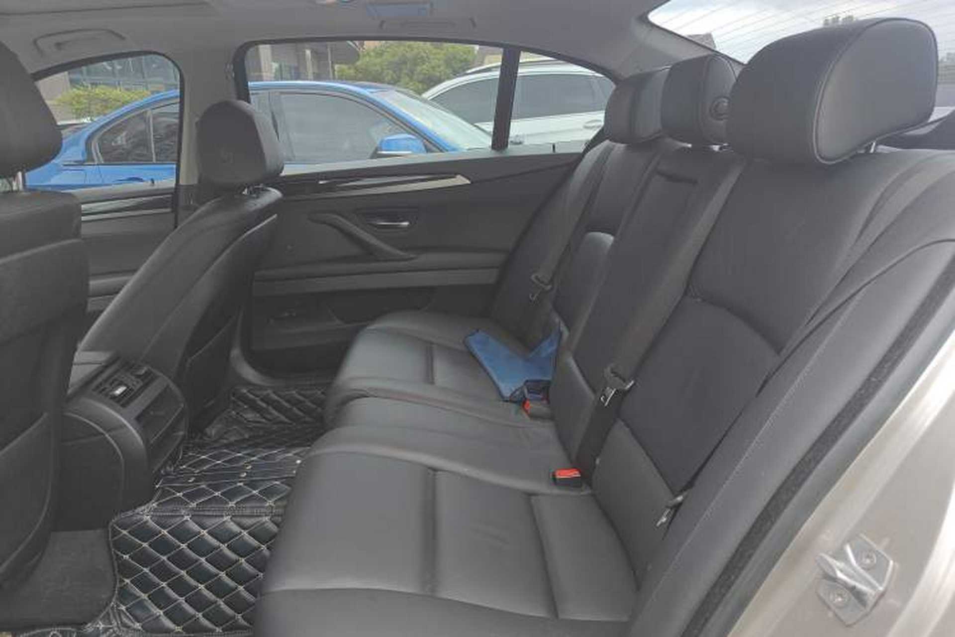 Used BMW 5 Series 2014 520Li Elegant Model Interior 2