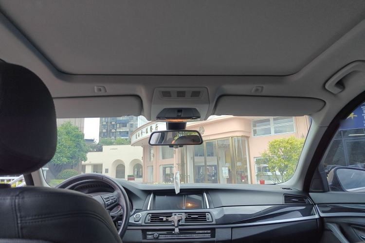 Used BMW 5 Series 2014 520Li Elegant Model Interior 7