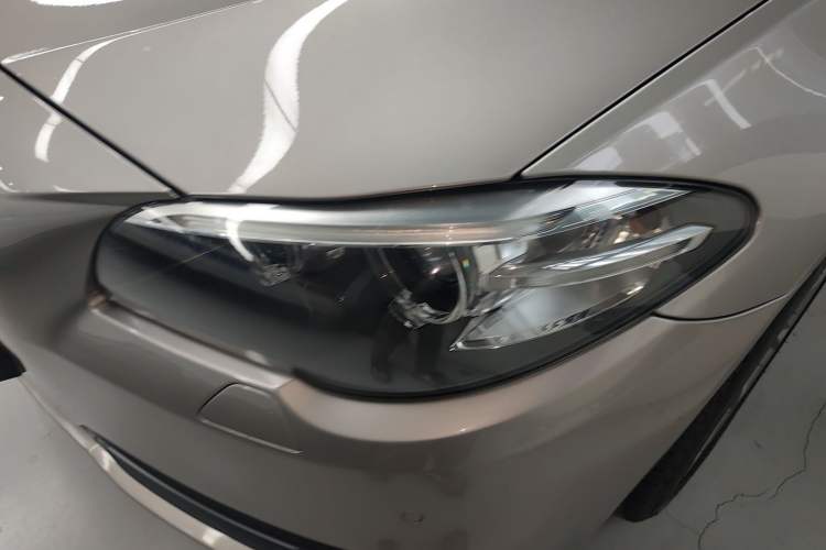 Used BMW 5 Series 2014 528Li Leading Model Left Front Headlight