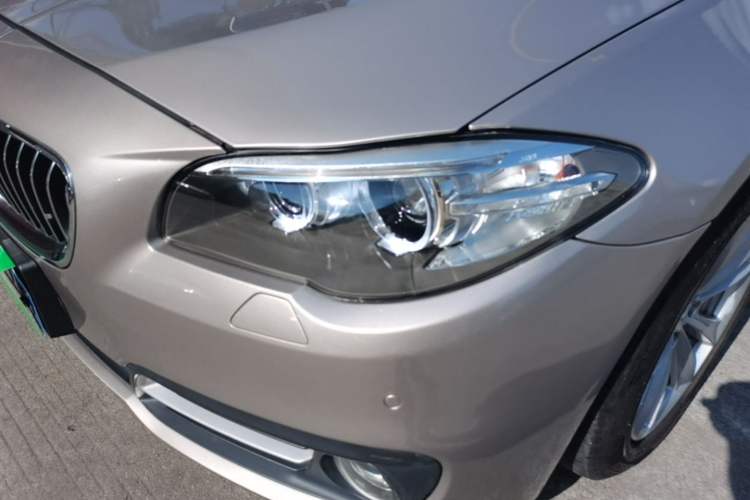 Used BMW 5 Series 2014 520Li Elegant Model Left Front Headlight