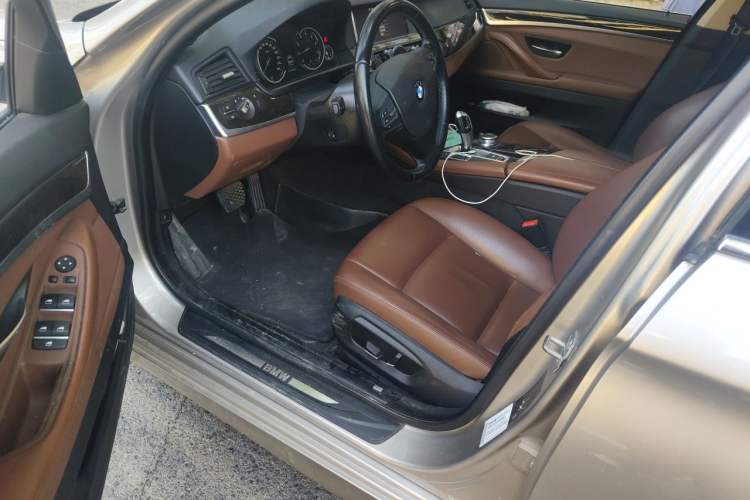 Used BMW 5 Series 2014 525Li Leading Model Left Front Seat