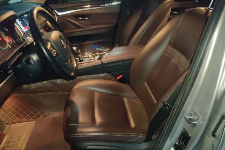 Used BMW 5 Series 2014 525Li Luxury Design Package Left Front Seat