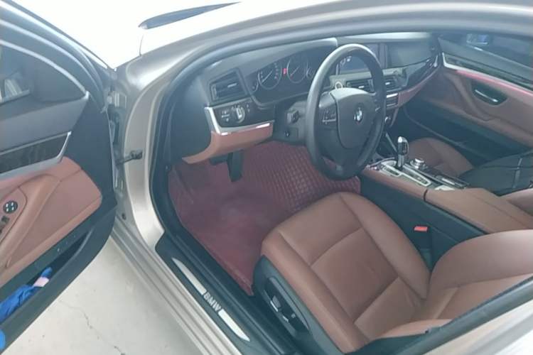 Used BMW 5 Series 2014 525Li Leading Model Left Front Seat