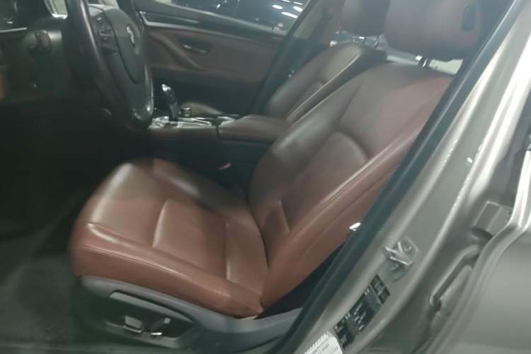 Used BMW 5 Series 2014 520i Elegant Edition Left Front Seat