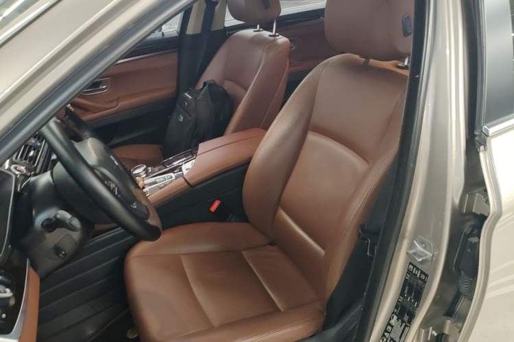 Used BMW 5 Series 2014 528Li xDrive Premium Edition Left Front Seat