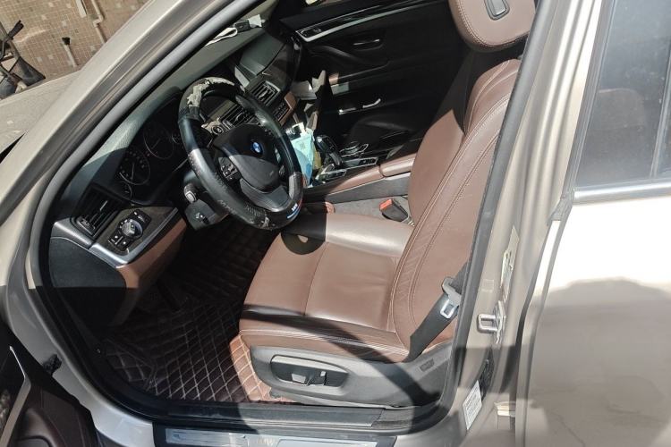 Used BMW 5 Series 2014 525Li Luxury Design Package Left Front Seat