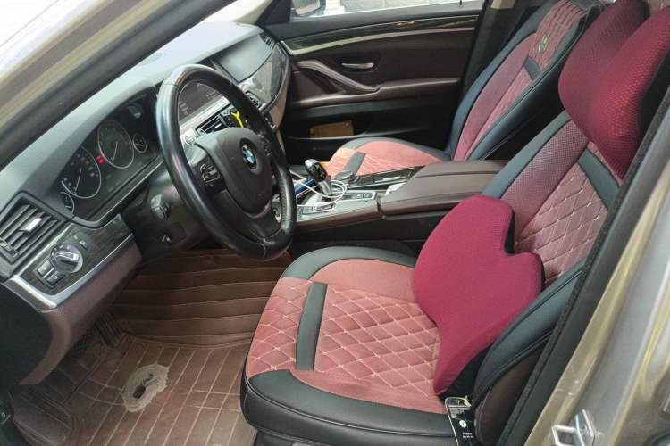 Used BMW 5 Series 2014 525Li Luxury Design Package Left Front Seat
