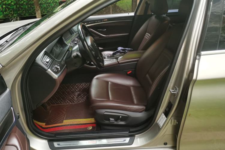 Used BMW 5 Series 2014 525Li Luxury Design Package Left Front Seat