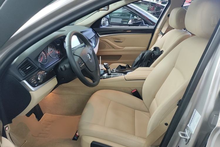 Used BMW 5 Series 2014 525Li Leading Model Left Front Seat