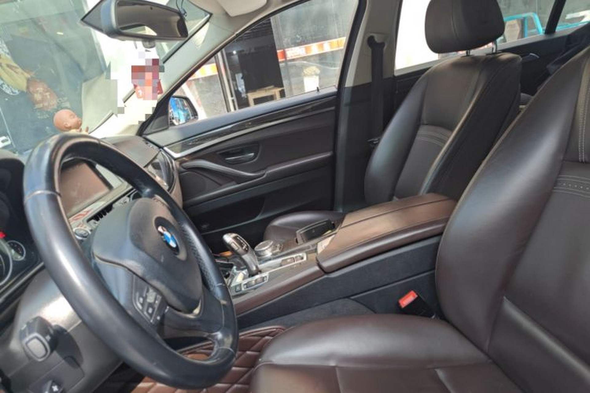 Used BMW 5 Series 2014 525Li Luxury Design Package Left Front Seat