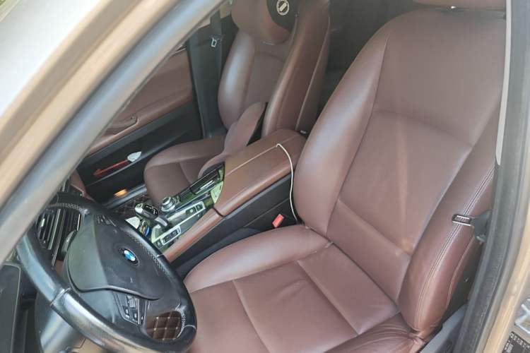 Used BMW 5 Series 2014 520i Elegant Edition Left Front Seat