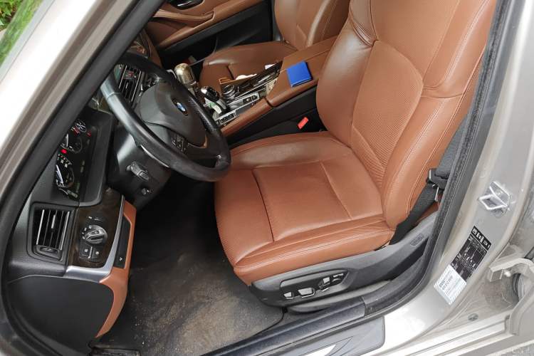 Used BMW 5 Series 2014 535Li Leading Model Left Front Seat