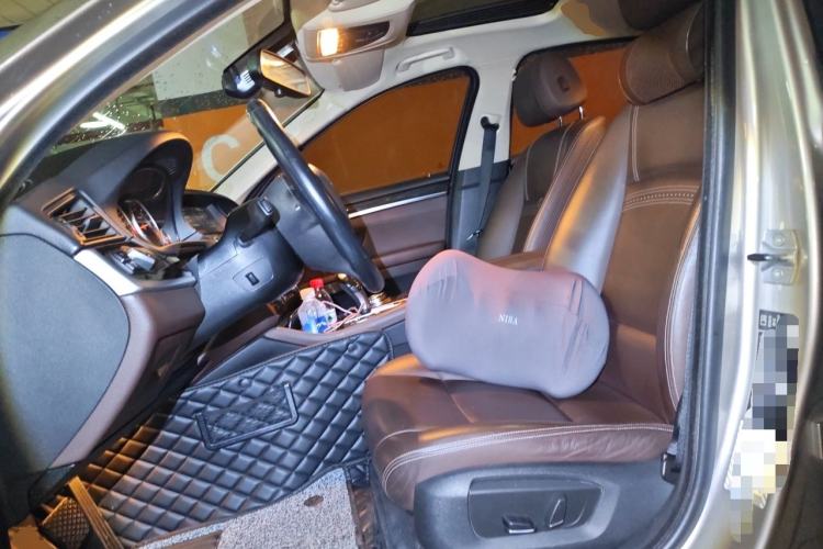 Used BMW 5 Series 2014 525Li Luxury Design Package Left Front Seat