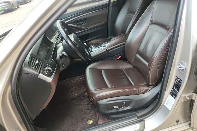 Used BMW 5 Series 2014 525Li Luxury Design Package Left Front Seat