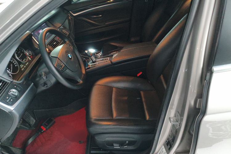 Used BMW 5 Series 2014 520i Elegant Edition Left Front Seat