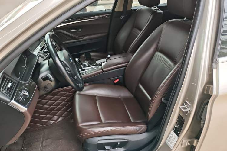 Used BMW 5 Series 2014 525Li Luxury Design Package Left Front Seat