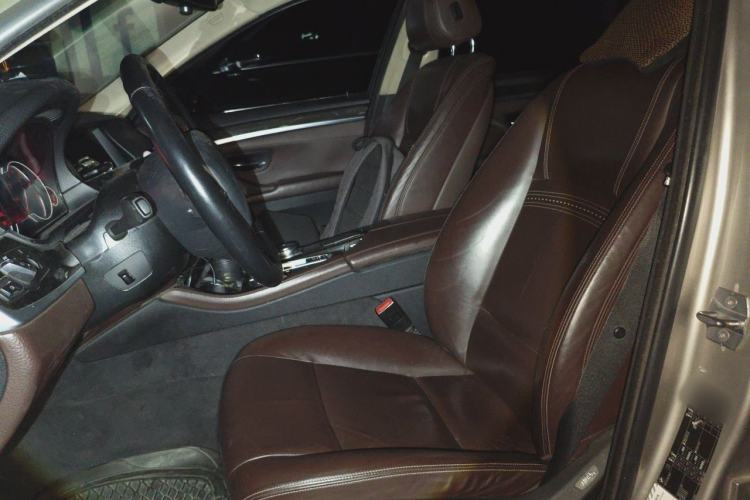 Used BMW 5 Series 2014 525Li Luxury Design Package Left Front Seat