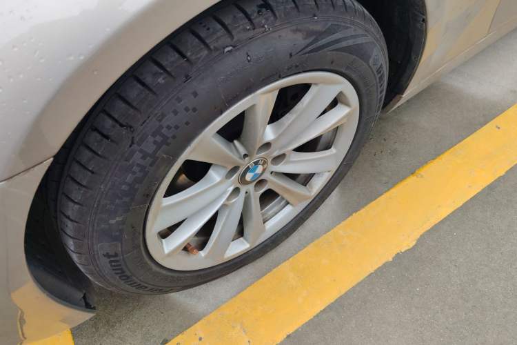 Used BMW 5 Series 2014 520i Elegant Edition Left Front Wheel Hub
