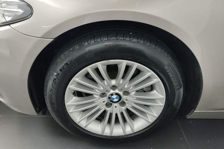 Used BMW 5 Series 2014 525Li Leading Model Left Front Wheel Hub