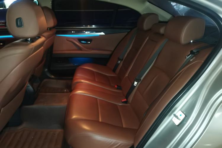 Used BMW 5 Series 2014 525Li Leading Model Left Rear Seat