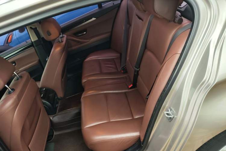 Used BMW 5 Series 2014 525Li Leading Model Left Rear Seat