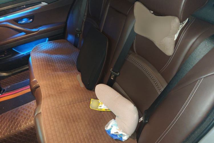 Used BMW 5 Series 2014 525Li Luxury Design Package Left Rear Seat