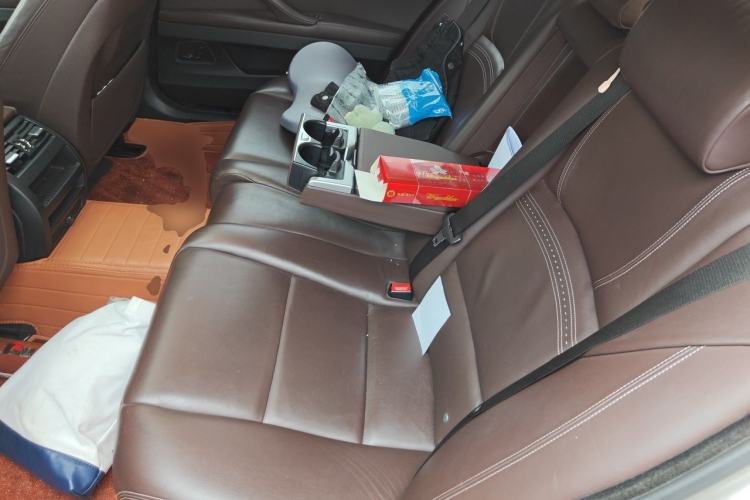 Used BMW 5 Series 2014 525Li Luxury Design Package Left Rear Seat
