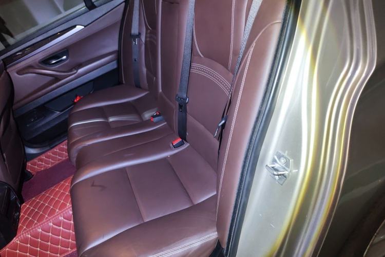 Used BMW 5 Series 2014 525Li Luxury Design Package Left Rear Seat