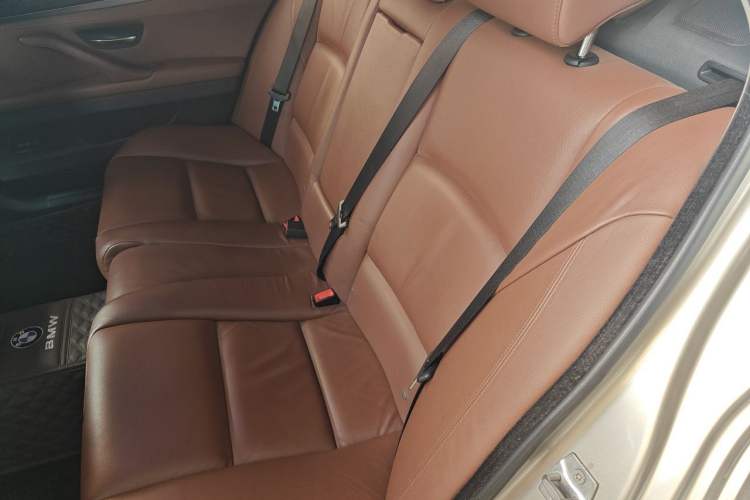 Used BMW 5 Series 2014 525Li Leading Model Left Rear Seat