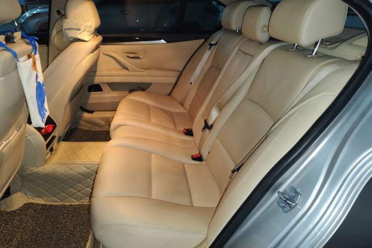Used BMW 5 Series 2014 525Li Leading Model Left Rear Seat