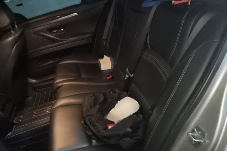 Used BMW 5 Series 2014 525Li Leading Model Left Rear Seat