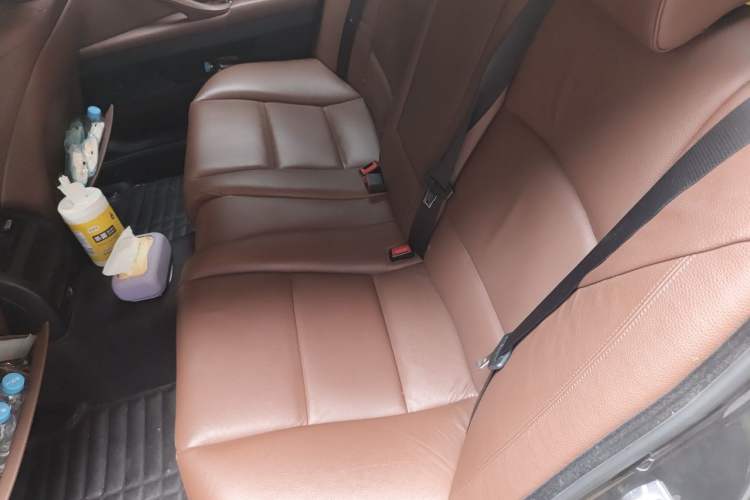 Used BMW 5 Series 2014 535Li Executive Model Style Design Package Left Rear Seat