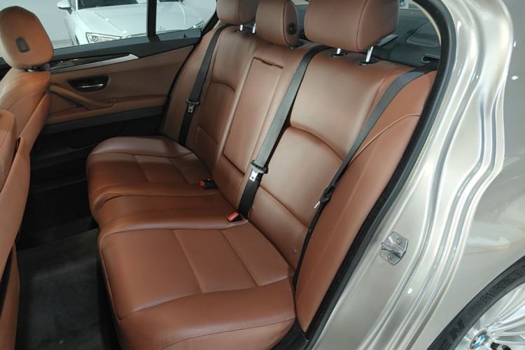Used BMW 5 Series 2014 525Li Leading Model Left Rear Seat