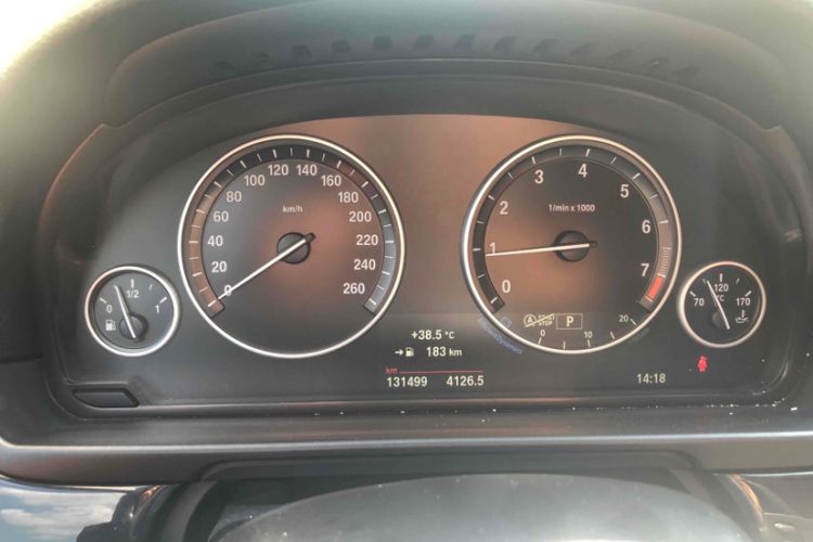 Used BMW 5 Series 2014 520i Elegant Edition Odometer Close Up