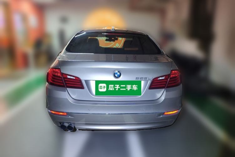 Used BMW 5 Series 2014 525Li Luxury Design Package Rear