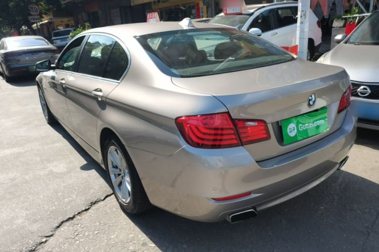 Used BMW 5 Series 2014 520Li Elegant Model Rear Left 45 Deg
