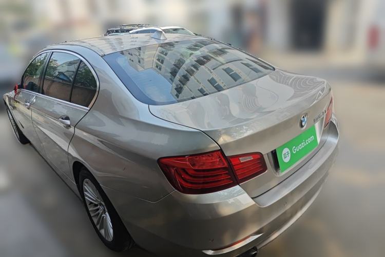 Used BMW 5 Series 2014 525Li Leading Model Rear Left 45 Deg