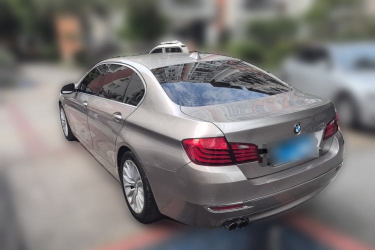 Used BMW 5 Series 2014 525Li Luxury Design Package Rear Left 45 Deg