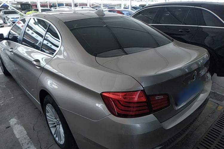 Used BMW 5 Series 2014 525Li Leading Model Rear Left 45 Deg