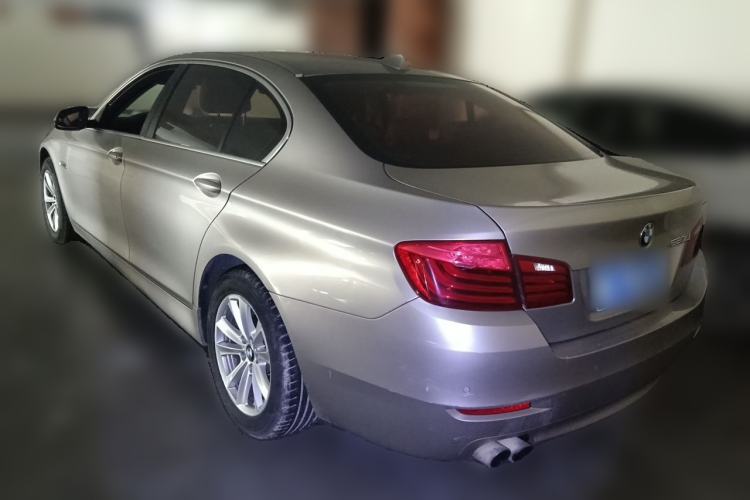 Used BMW 5 Series 2014 520Li Elegant Model Rear Left 45 Deg