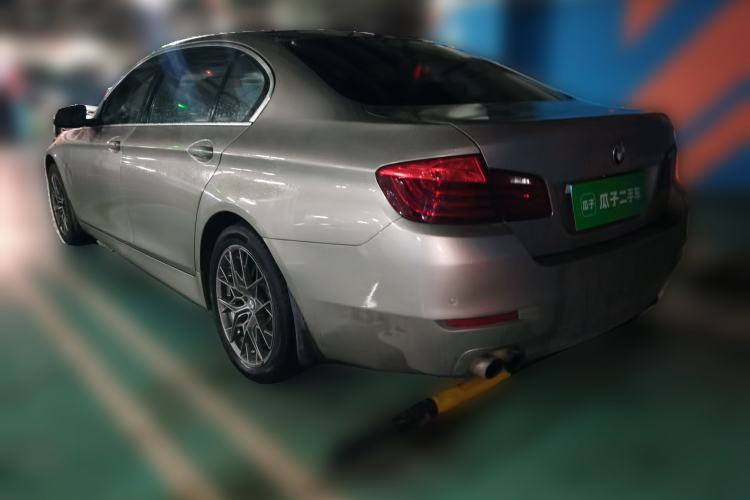 Used BMW 5 Series 2014 525Li Leading Model Rear Left 45 Deg