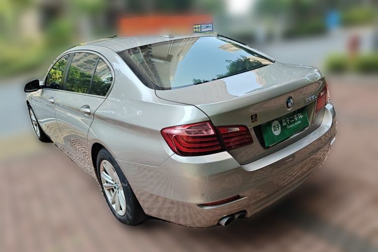 Used BMW 5 Series 2014 520Li Elegant Model Rear Left 45 Deg