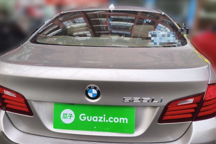 Used BMW 5 Series 2014 525Li Leading Model Rear